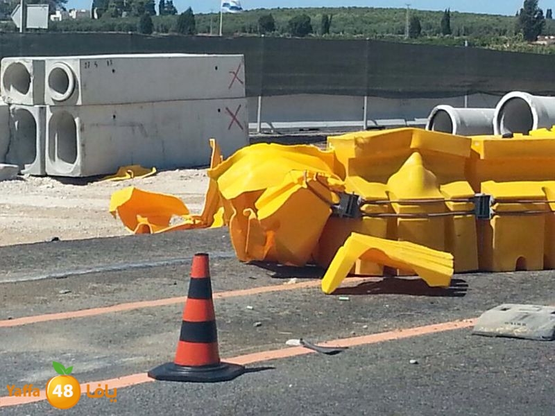 accedent 2 cars hit the wall 906 (2).jpg